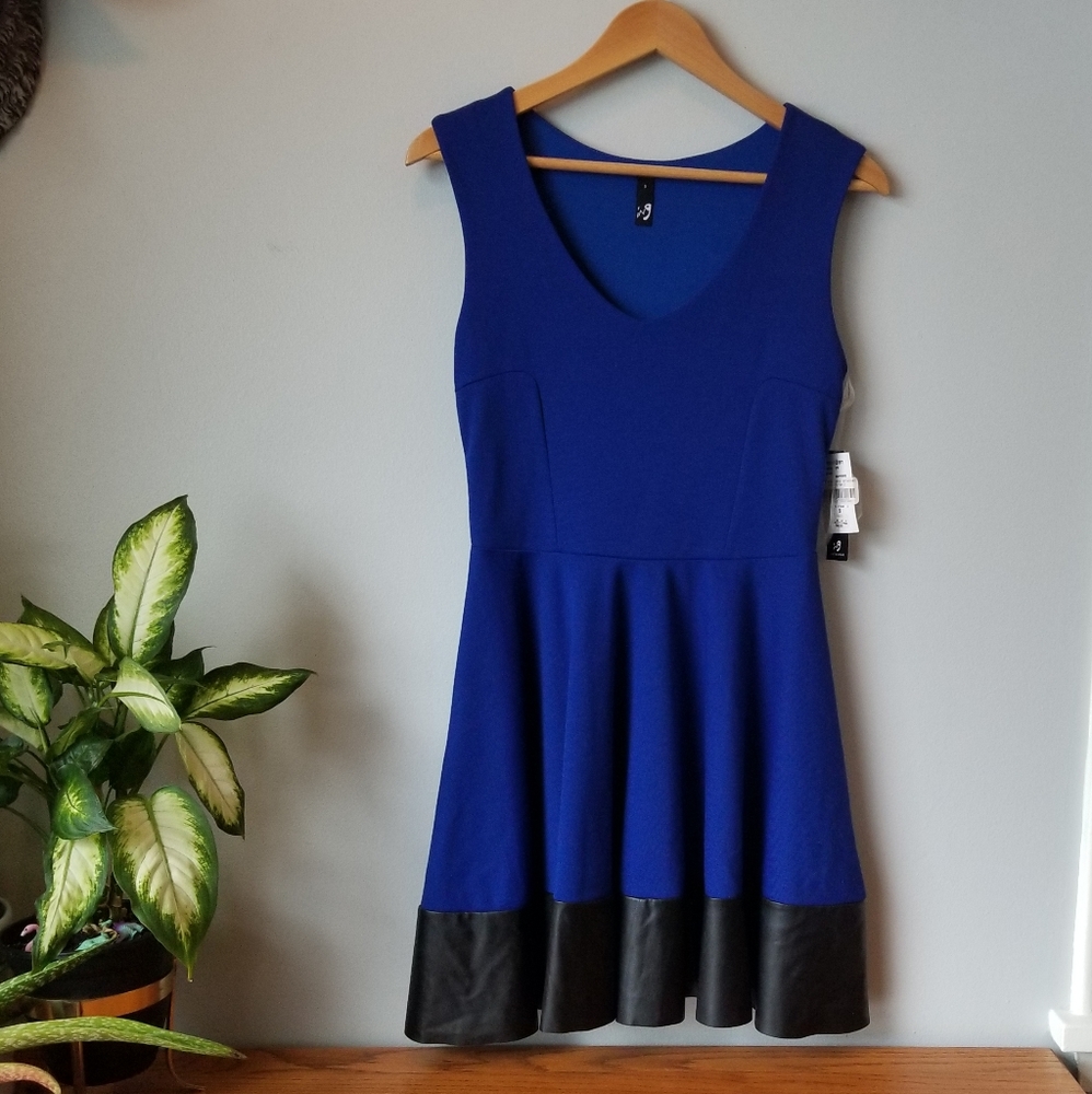 ing Collection | Sleeveless Newport Dress